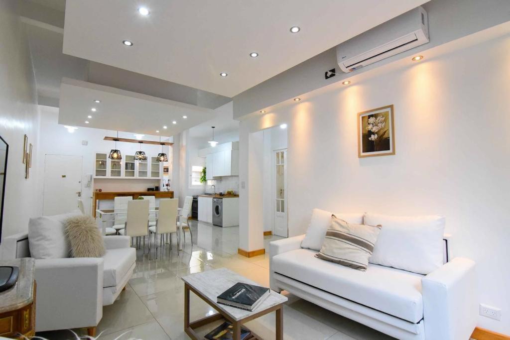 Dpto. En Recoleta: Calido, Proximo Y Confortable Apartment *