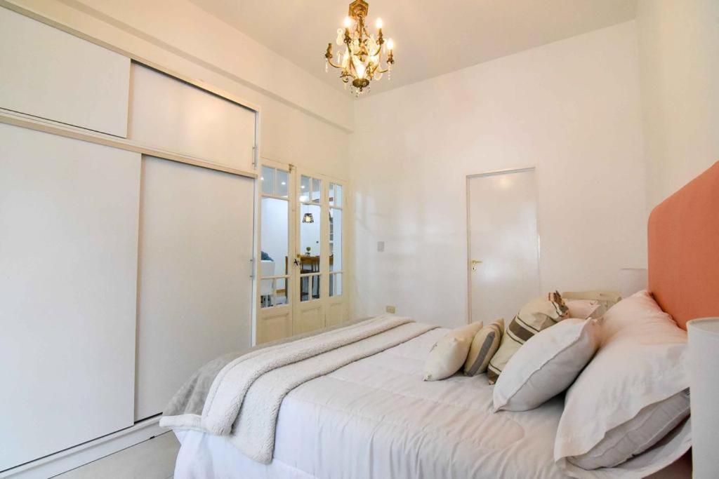 Dpto. En Recoleta: Calido, Proximo Y Confortable Apartment Buenos Aires
