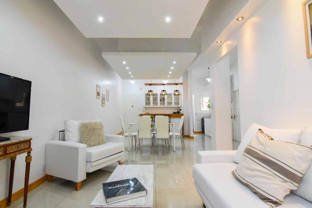 Apartment Dpto. En Recoleta: Calido, Proximo Y Confortable