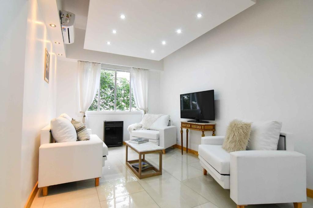 Dpto. En Recoleta: Calido, Proximo Y Confortable Apartment Buenos Aires